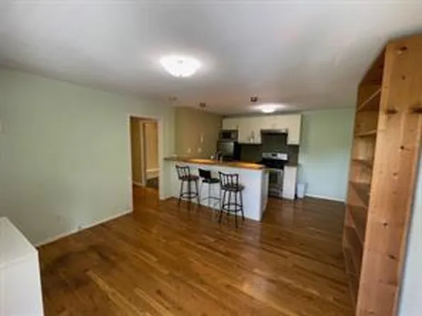 304 E 33rd St APT 24, Austin, TX 78705