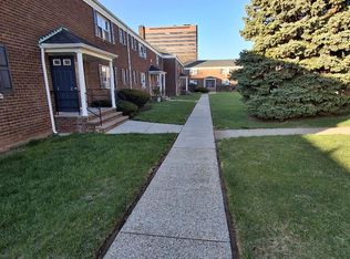 421-427-435-441 Main Saint Linwood Ave, Fort Lee, NJ 07024