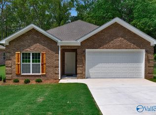 29075 Mims St, Ardmore, AL 35739