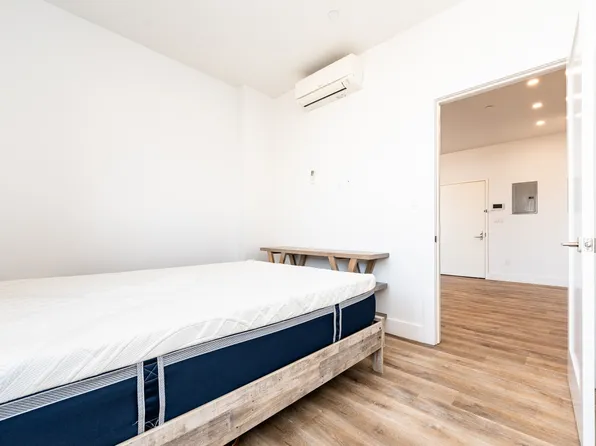 1780 Sheepshead Bay Road image 10 of 21