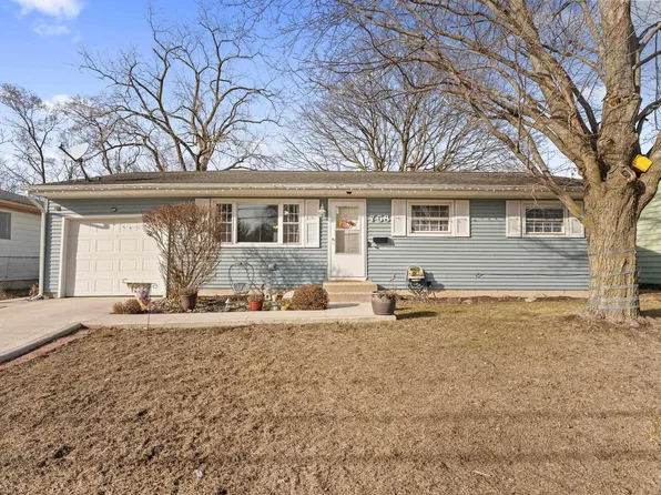 758 E 12th St, Mishawaka, IN 46544