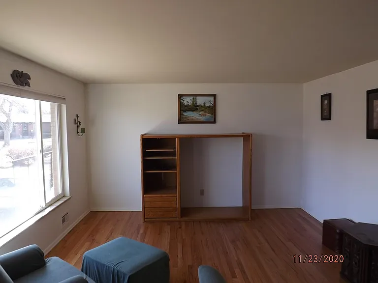 3285 Revere St — Photo 7