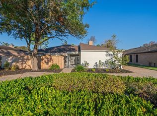 11422 Lakeside Place Dr, Houston, TX 77077