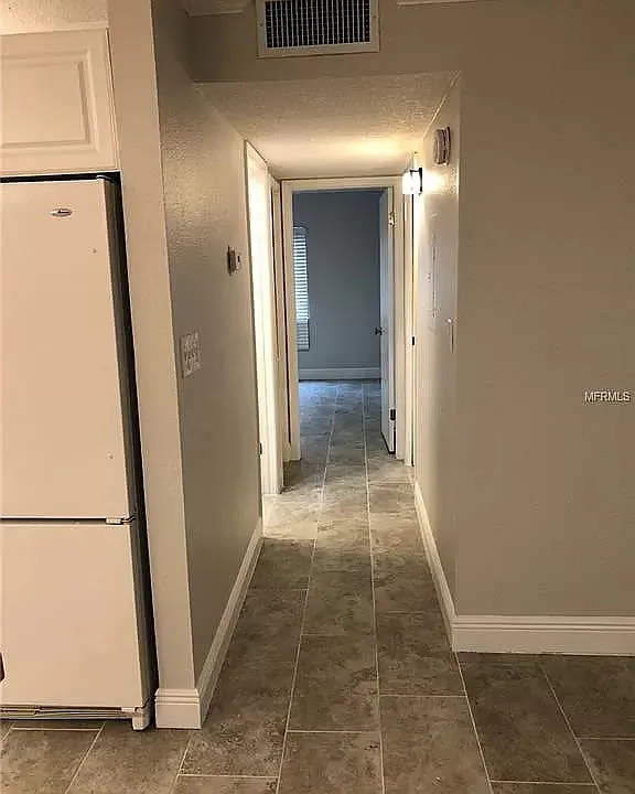 BRAND NEW 2 tons 5 vents A/C