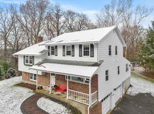 11 Ethelyn Cir, Maynard, MA 01754