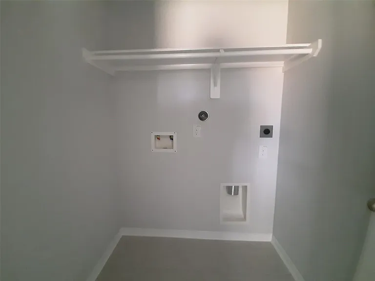 5855 Strawflower Ln — Photo 15