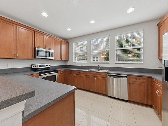 2nd image of 630 Amador Lane #2