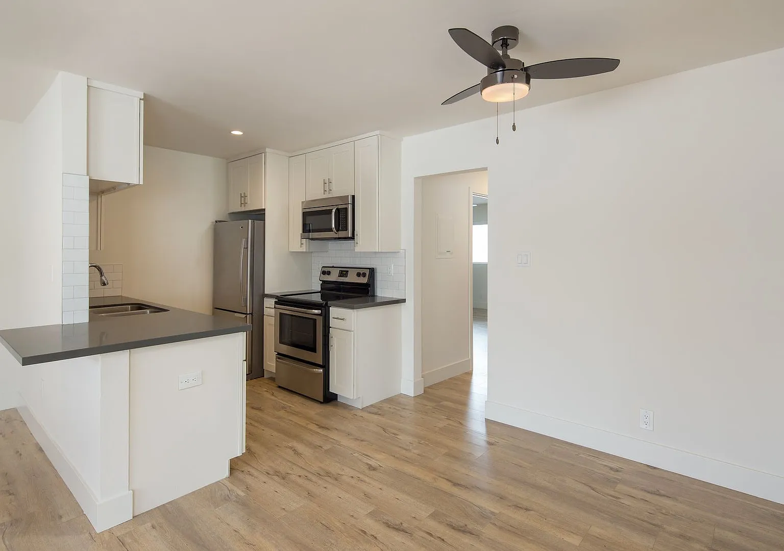 Anza 20700, LLC — Photo 1