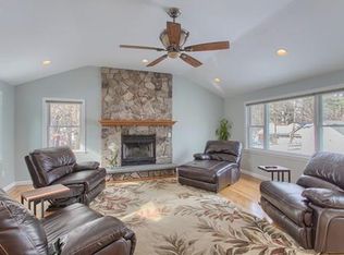 18 Oak Rd, Westford, MA 01886