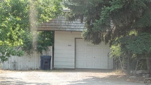 2nd image of 2433/2435 Mount Ave