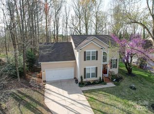 8509 Piccone Brook Ln, Charlotte, NC 28216