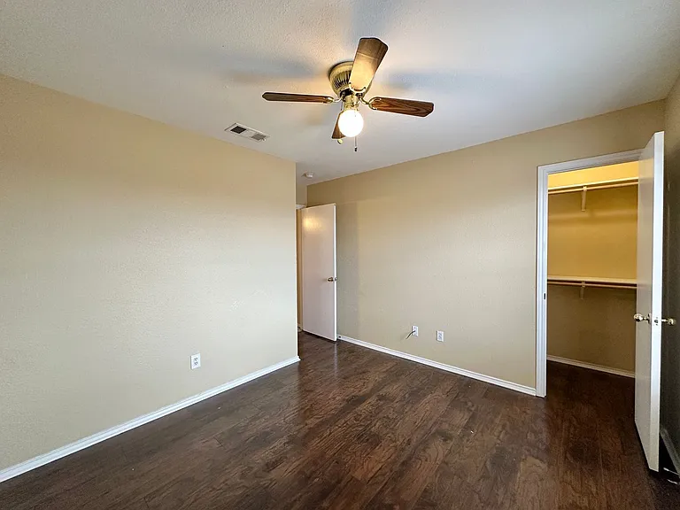 5910 Greengate — Photo 31