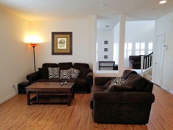 5th image of 1012 Jonquill Ave