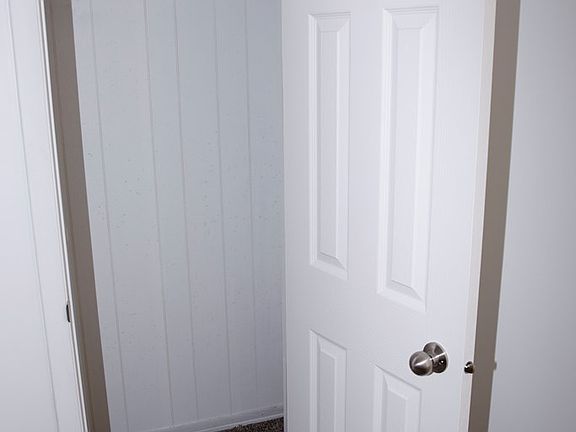 2nd image of 89 Zickafoose Ln