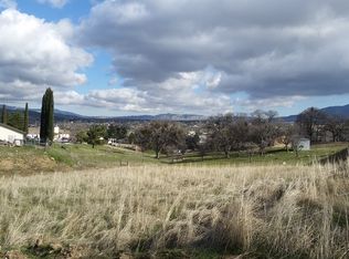 21213 Indian Wells Dr, Tehachapi, CA 93561