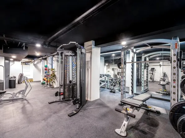 107 Greenpoint Avenue image 23 of 27