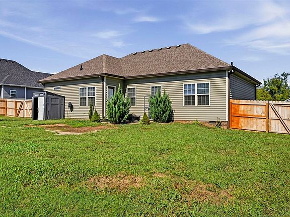 5th image of 508 Foxridge Way