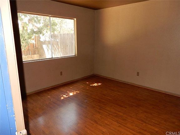 5th image of 1948 E Yale St #26