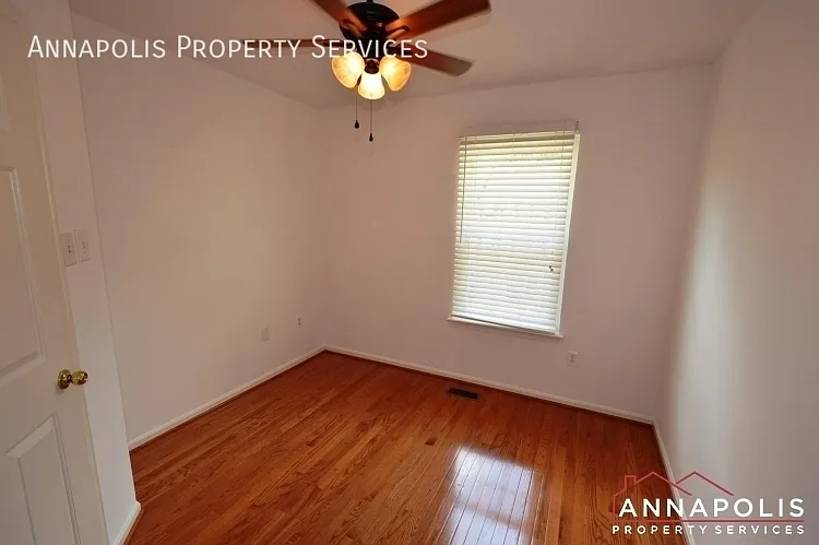 1016 Meandering Way — Photo 16