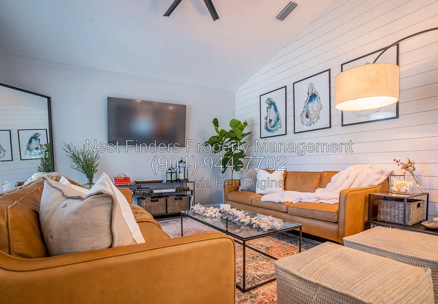 3 bed, 2.0 bath, 1260 sqft, $1,995 — Photo 2
