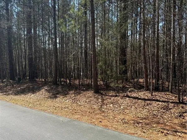 153 Cove Wood Dr, Denton, NC 27239