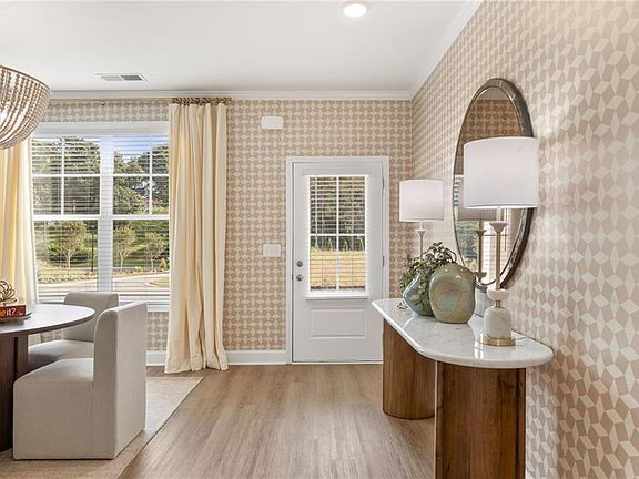 2nd image of 102 Bluefin St
