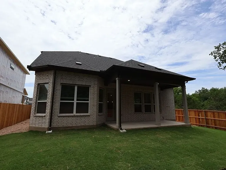 3609 Helena Way — Photo 5