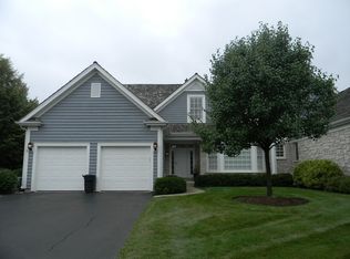 608 Wharton Dr, Lake Forest, IL