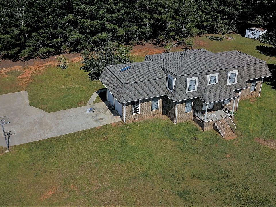 2nd image of 1715 Pleasant Hill Rd