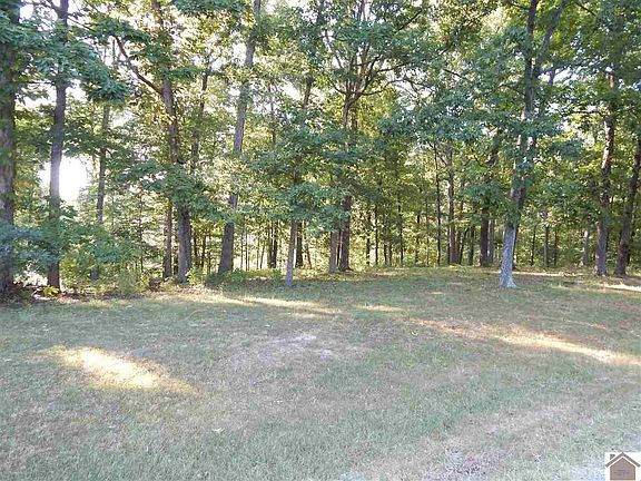 5th image of 141 Harbor Town Rd