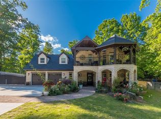 1350 Barclay Dr, Lawrenceville, GA 30043