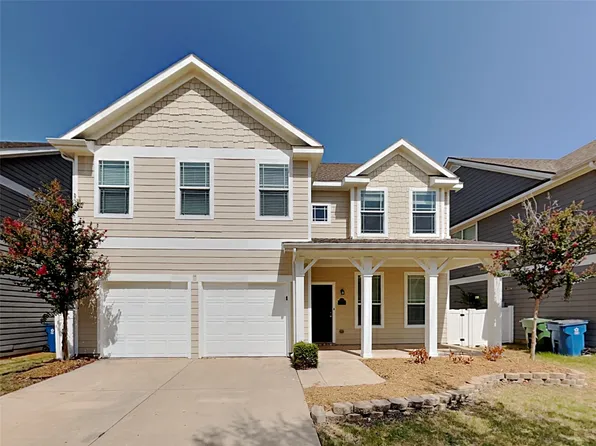 1612 Cambridge Dr, Aubrey, TX 76227