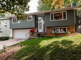 2626 3rd Pl NE, Rochester, MN 55906