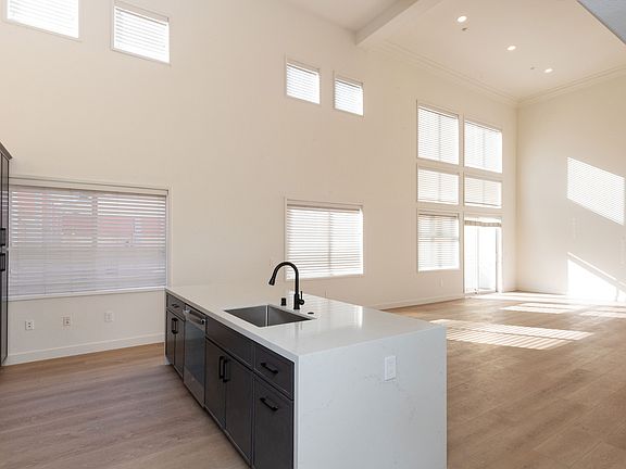 5th image of 1501 India St Unit 604