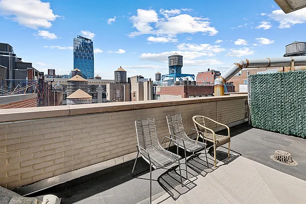 Rented by REAL New York | media 19