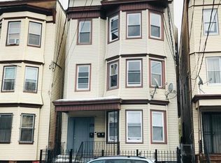 178 S 12th St, Newark, NJ 07107