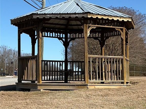 5th image of 1761 Wire Rd #4