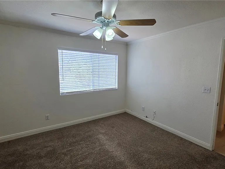 8600 W Charleston Blvd #2124 — Photo 10