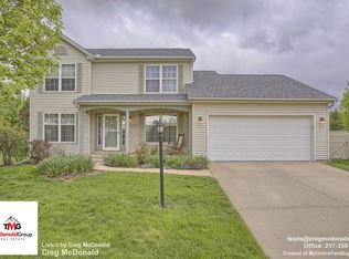 4303 Copper Ridge Rd, Champaign, IL 61822