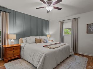 11217 Woodthrush Ct, Midlothian, VA 23112