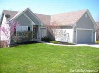 203 E Whispering Hills Blvd, Lone Jack, MO 64070