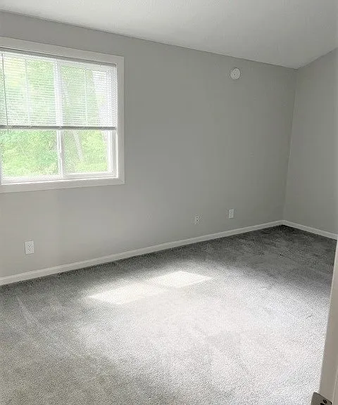 Yarmouth Pointe Apartment Homes — Photo 122