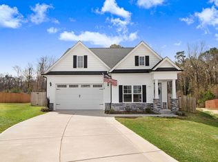 107 Villa Grey Ct, Pikeville, NC 27863