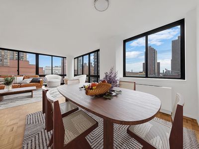 245 E 93rd St APT 8H, New York, NY, 10128