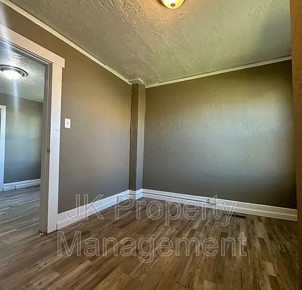 602 2nd Ave S — Photo 8