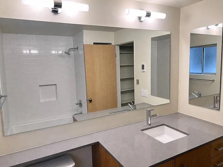 824 Alice St #B — Photo 15