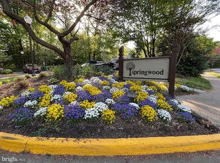 11743 Ledura Ct APT 103, Reston, VA 20191