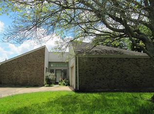 308 Pebbleshire Dr, Houston, TX 77062