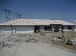 6797 Fucshia Ln, Oak Hills, CA 92344
