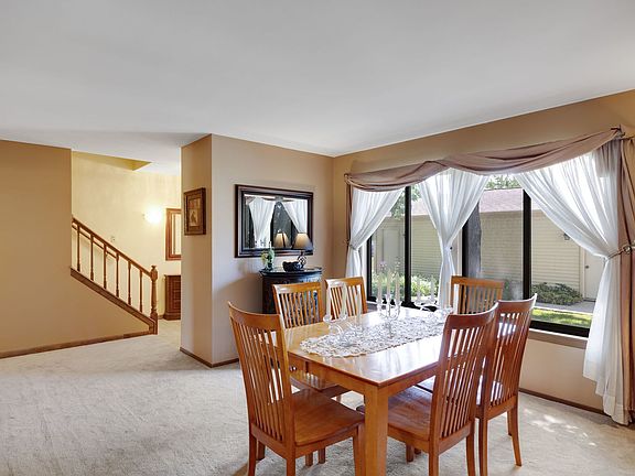 4th image of 1626 Vermont Dr #1626